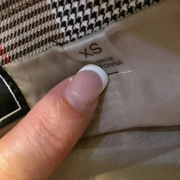 BAGATELLE Collection Houndstooth Plaid Pleated Lined Mini Skirt Size Med… - Picture 5 of 11